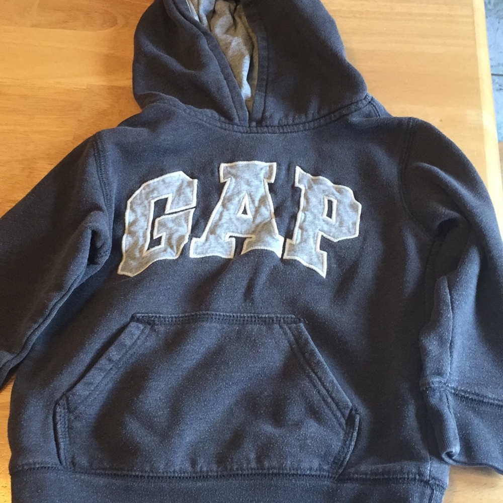 Baby Gap size 4T gray sweatshirt